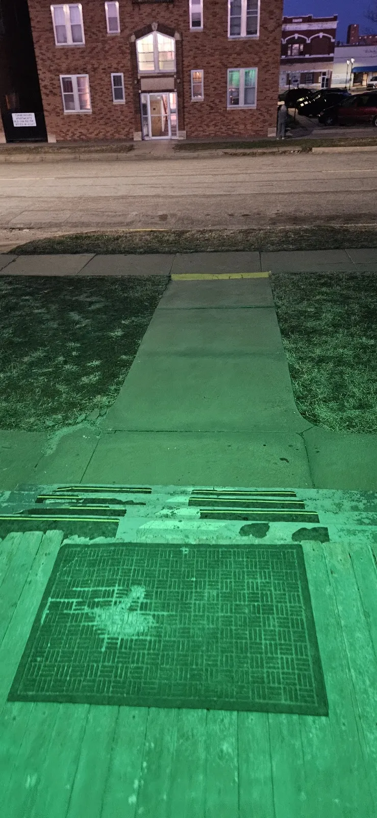 Serenity House - Photo 2